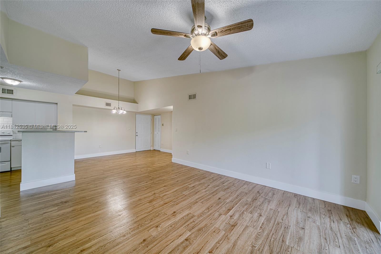 4540 NW 107th Ave 305-11