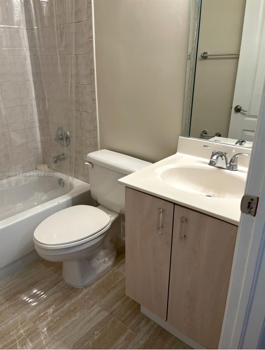 TIFFANY OF KENDALL CONDO - Residential