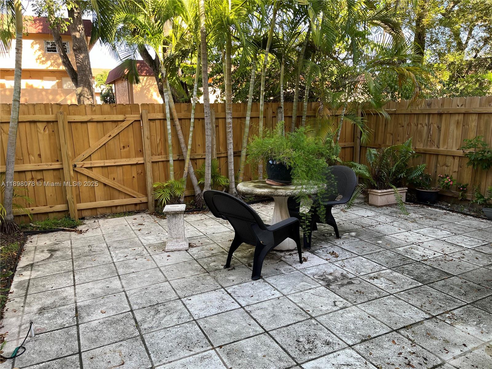 TIFFANY OF KENDALL CONDO - Residential