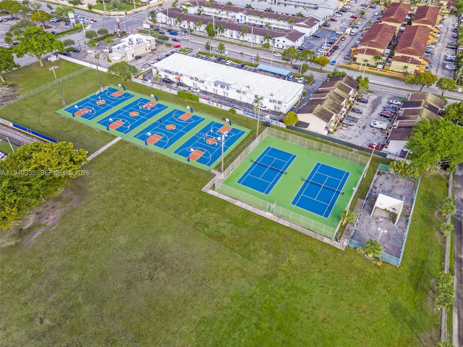 HIALEAH CLUB VILLAS CONDO - Residential