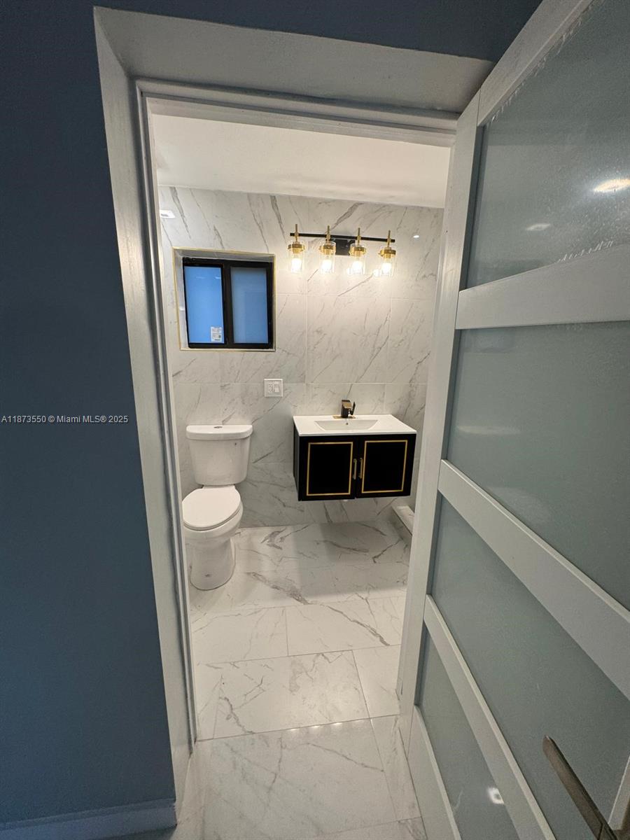 LAKE FOREST SEC 4 - Residential