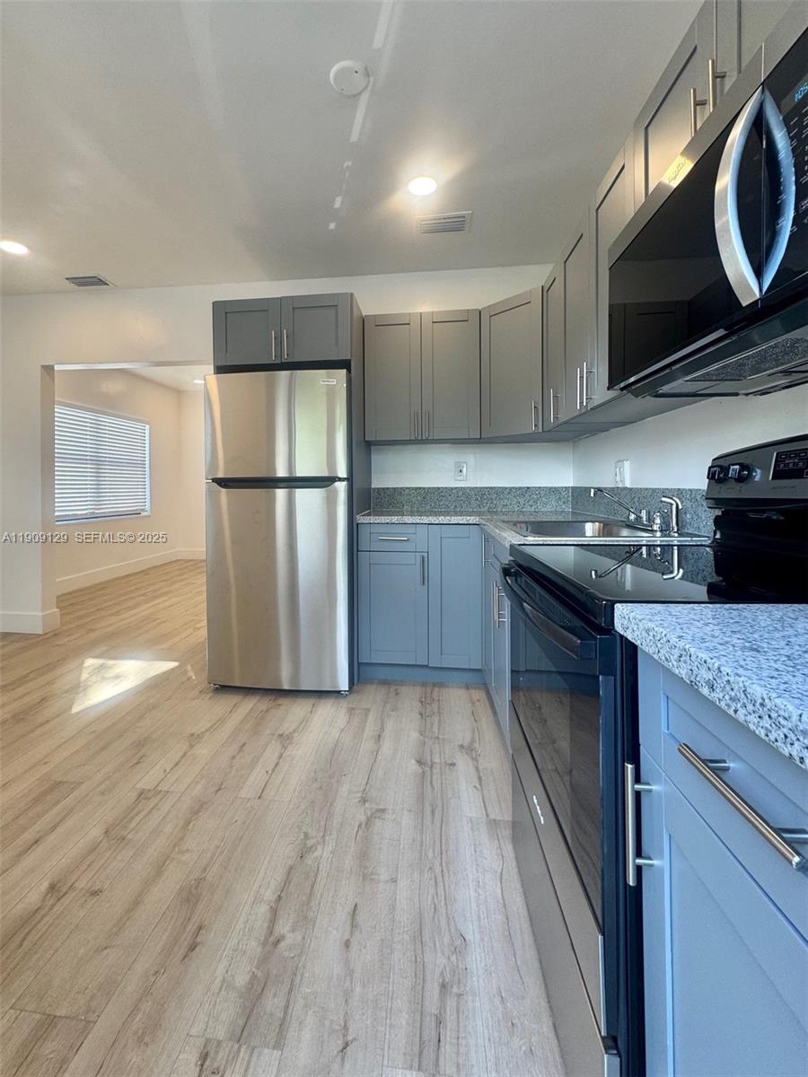 BAYWOOD - Residential Income