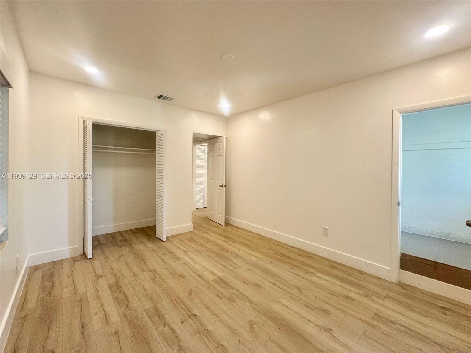 BAYWOOD - Residential Income