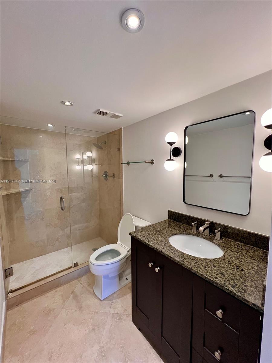 FAIRVIEW HOUSE CONDO - Residential Lease