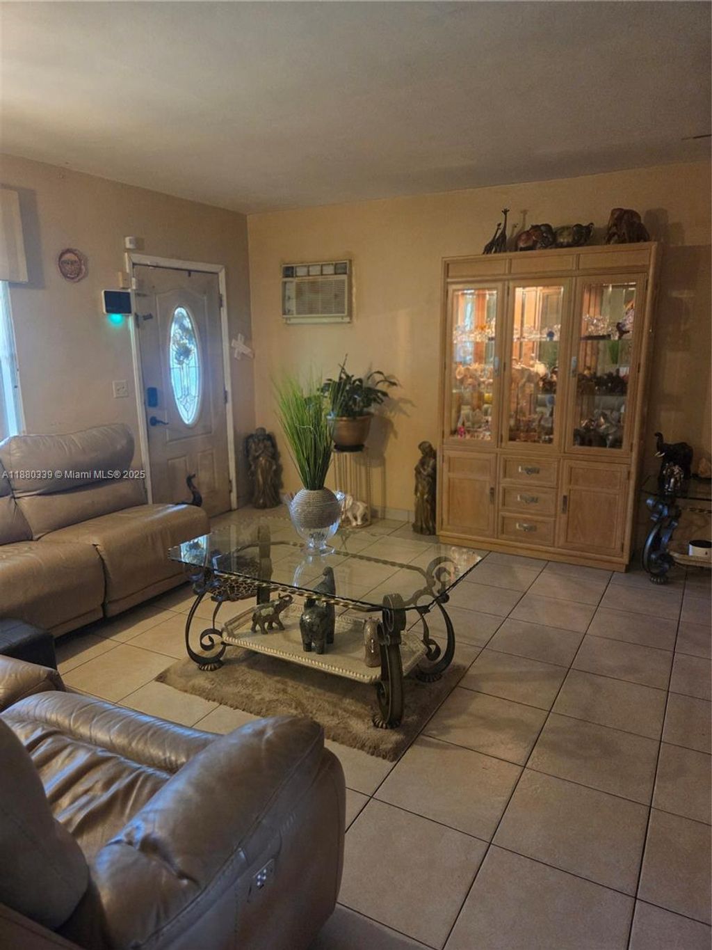 Photo of 393 Florida Avenue, Fort Lauderdale, FL 33312 (MLS # A11880339)