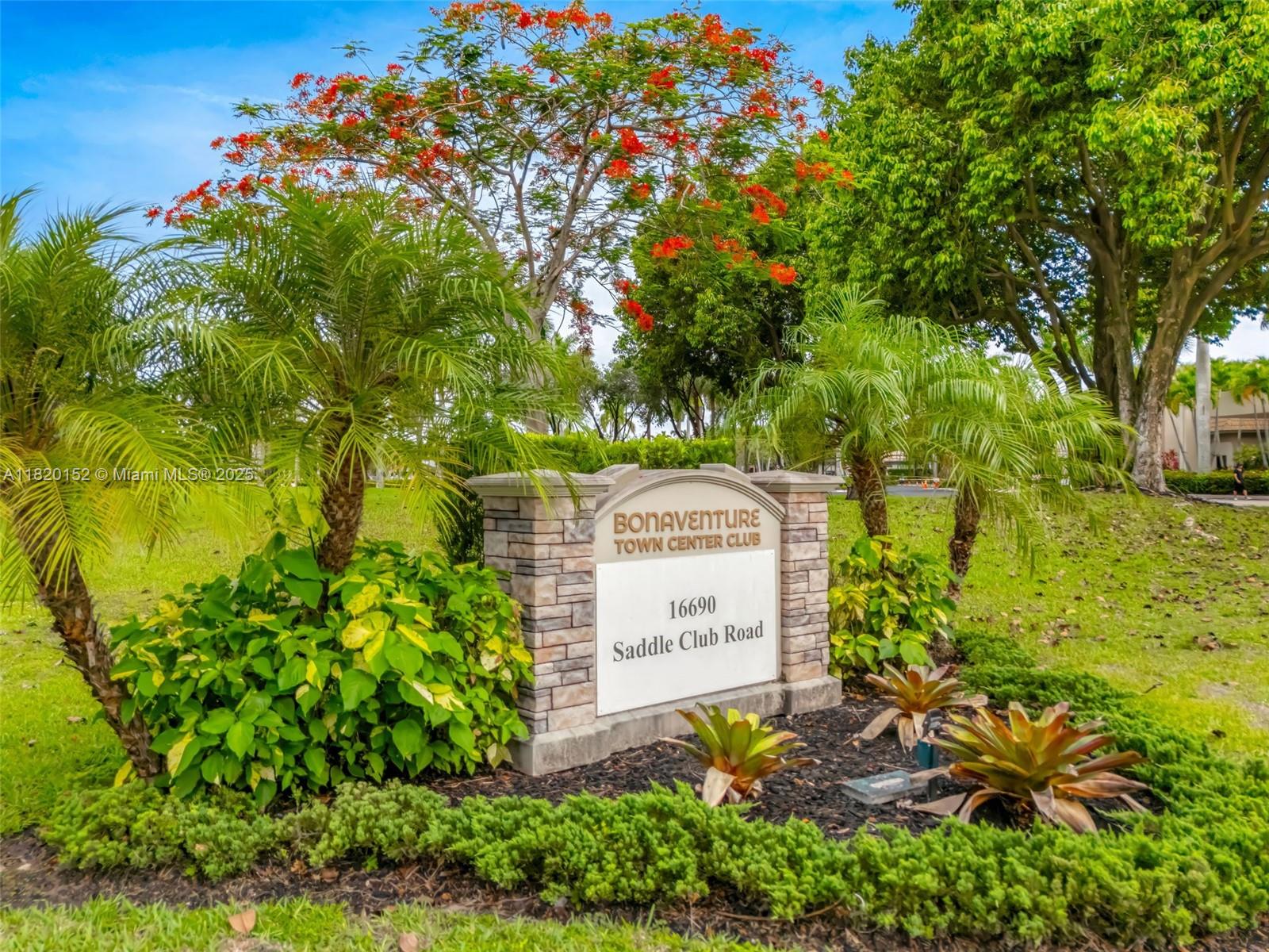 BONAVENTURE LAKES - Residential