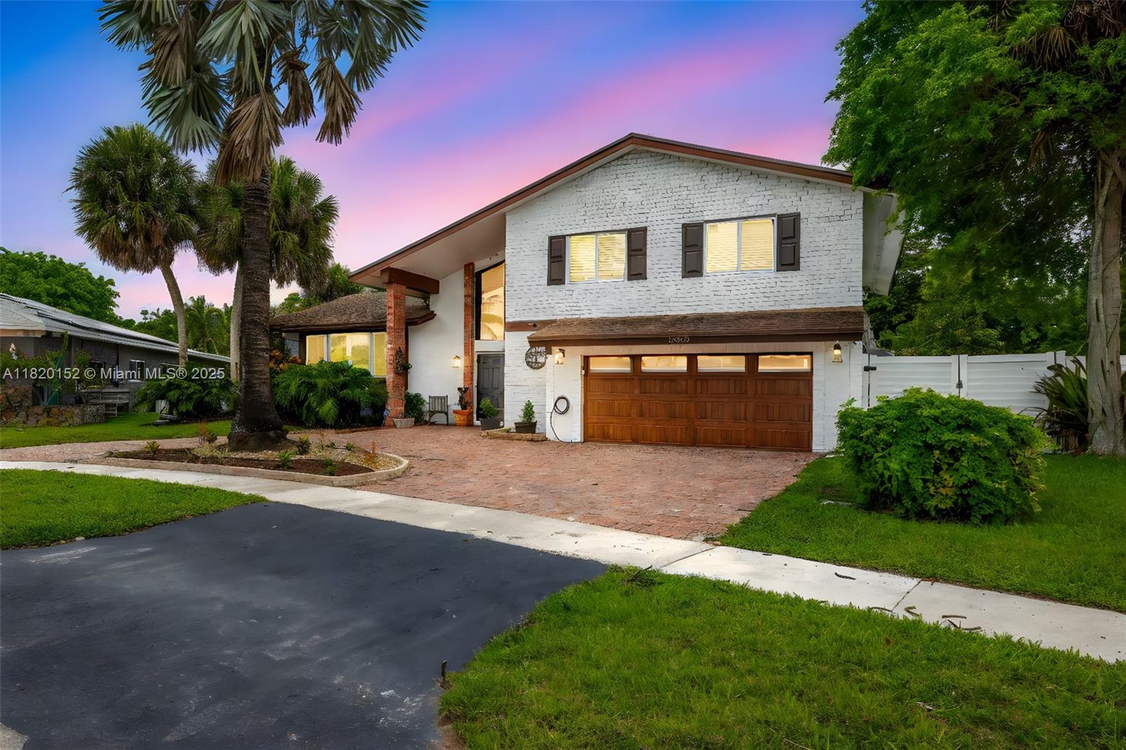 BONAVENTURE LAKES - Residential