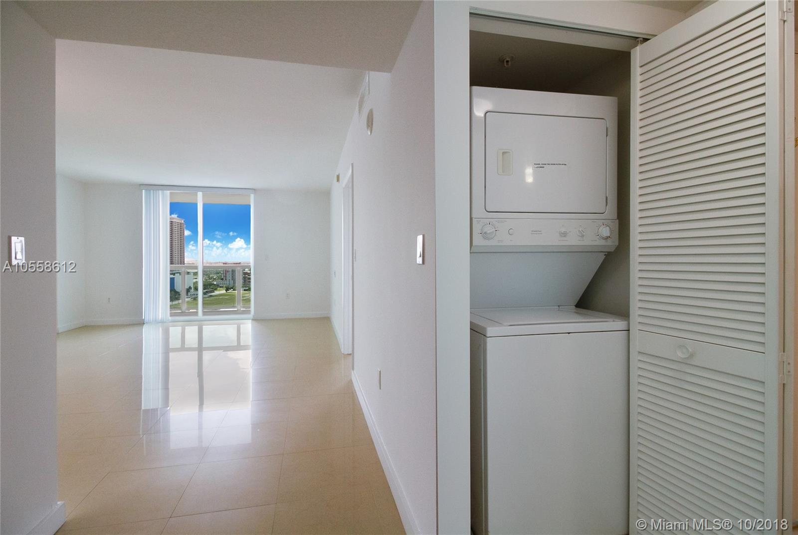 1800 CLUB CONDO - Residential Lease