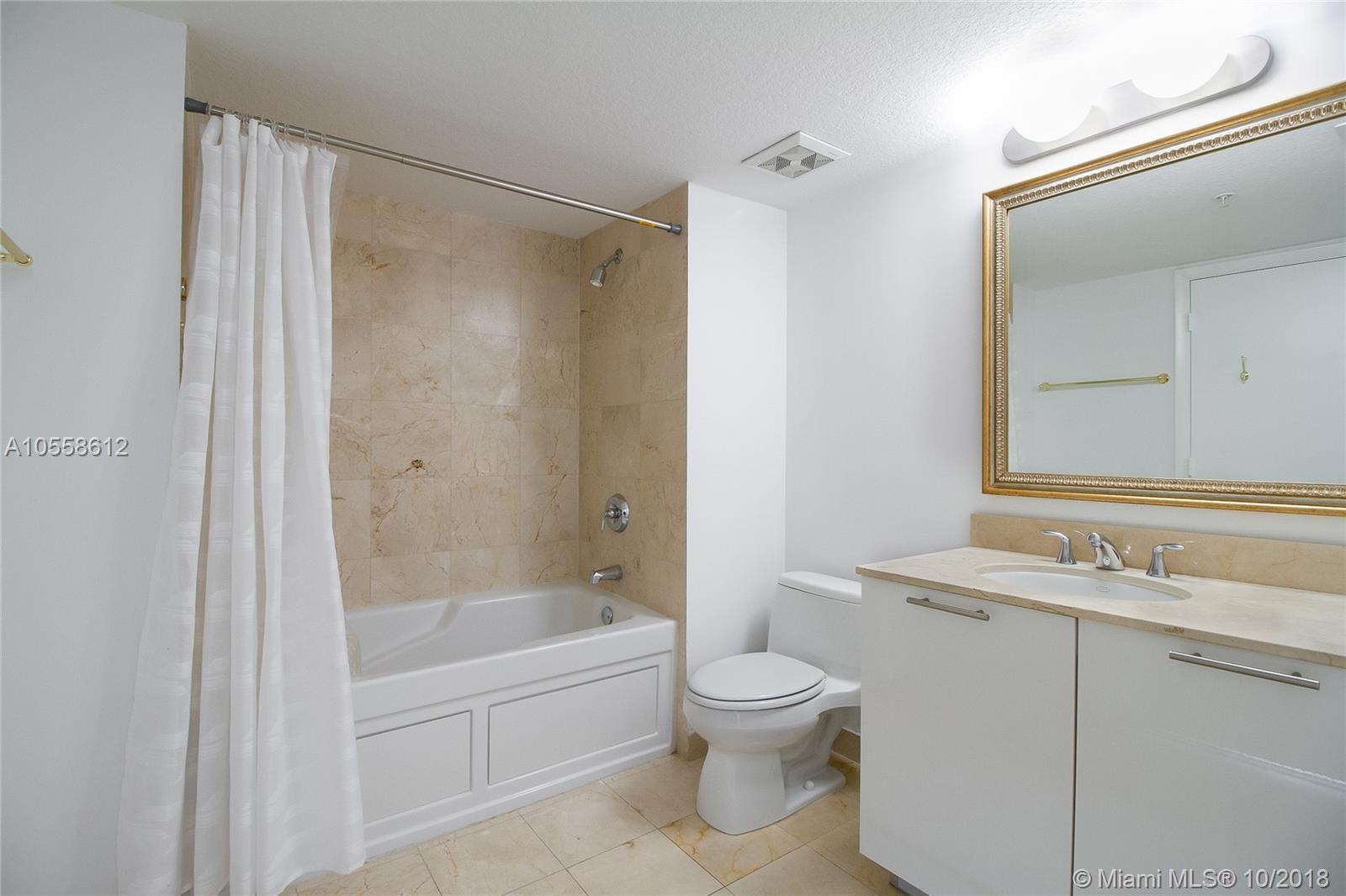 1800 CLUB CONDO - Residential Lease