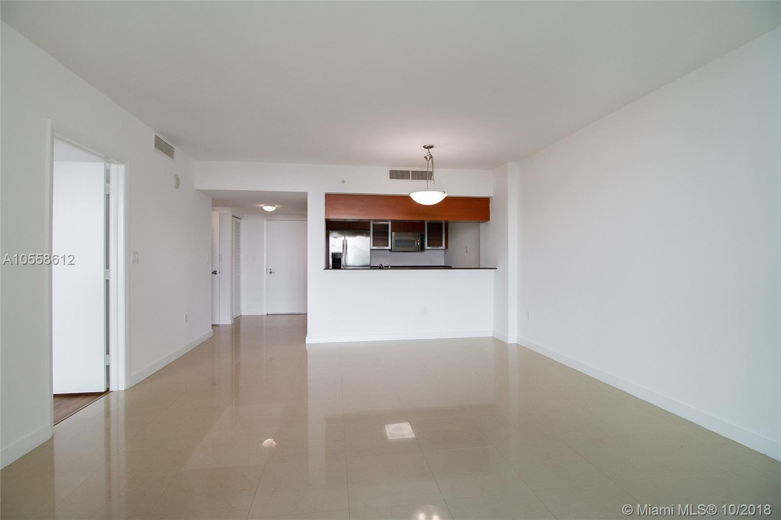 1800 CLUB CONDO - Residential Lease