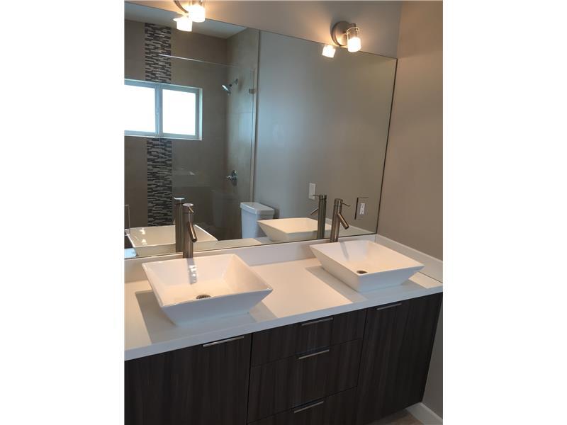 ALTOS DEL MAR NO 5 - Residential Lease