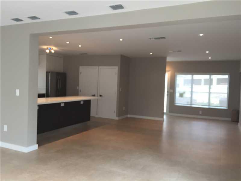 ALTOS DEL MAR NO 5 - Residential Lease