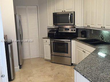 ONE TEQUESTA POINT CONDO - Residential Lease