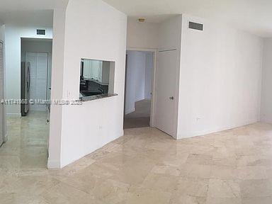 888 Brickell Key Dr 600