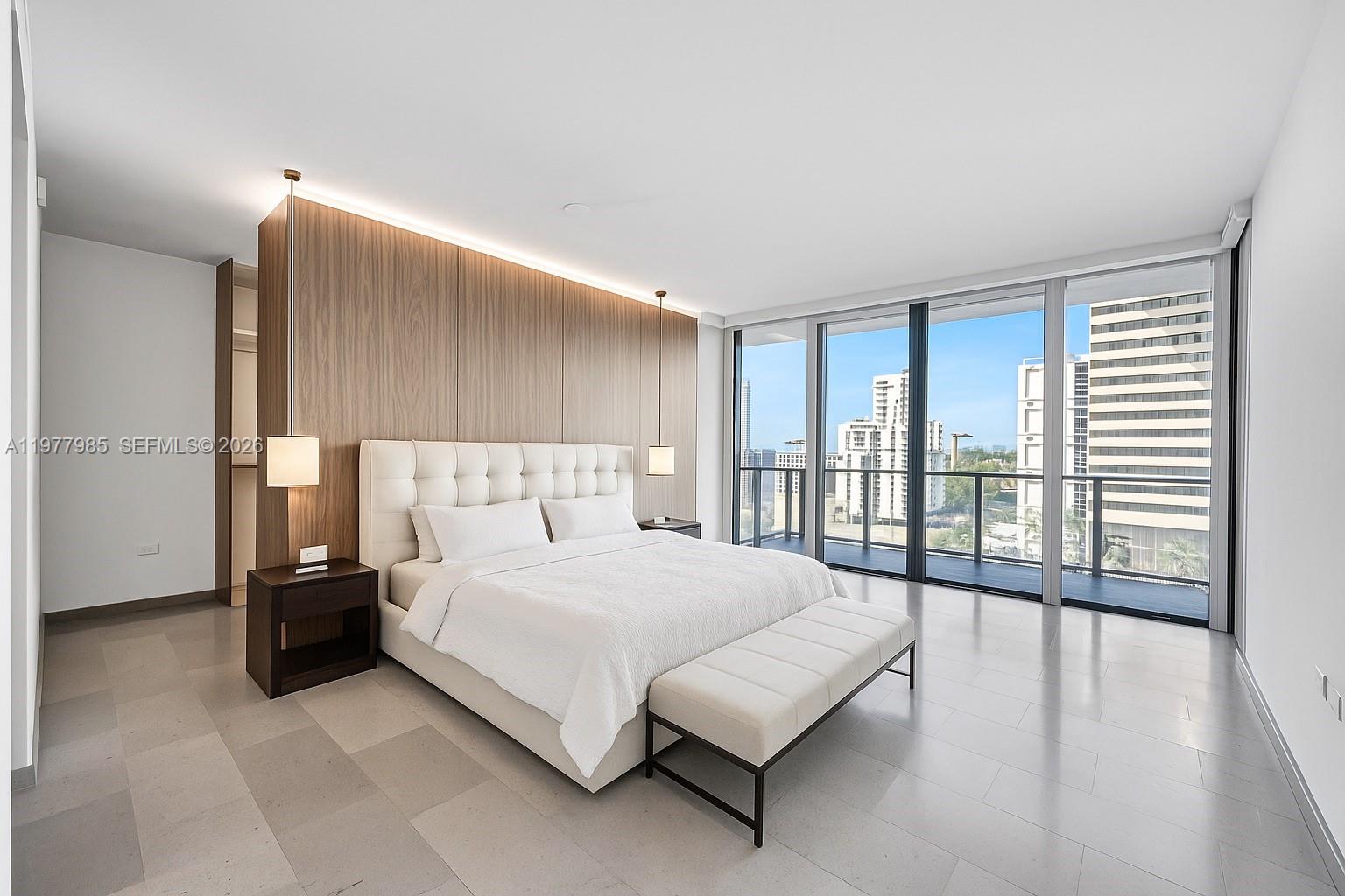 RISE CONDO - Residential