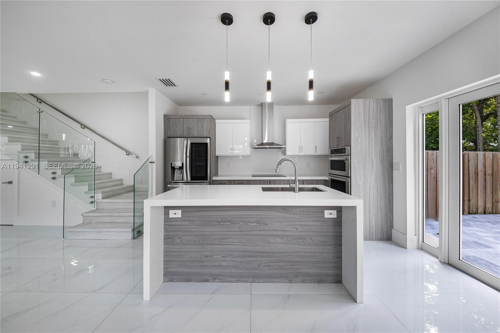 CARTERS ADDN TO C GR - Residential Lease