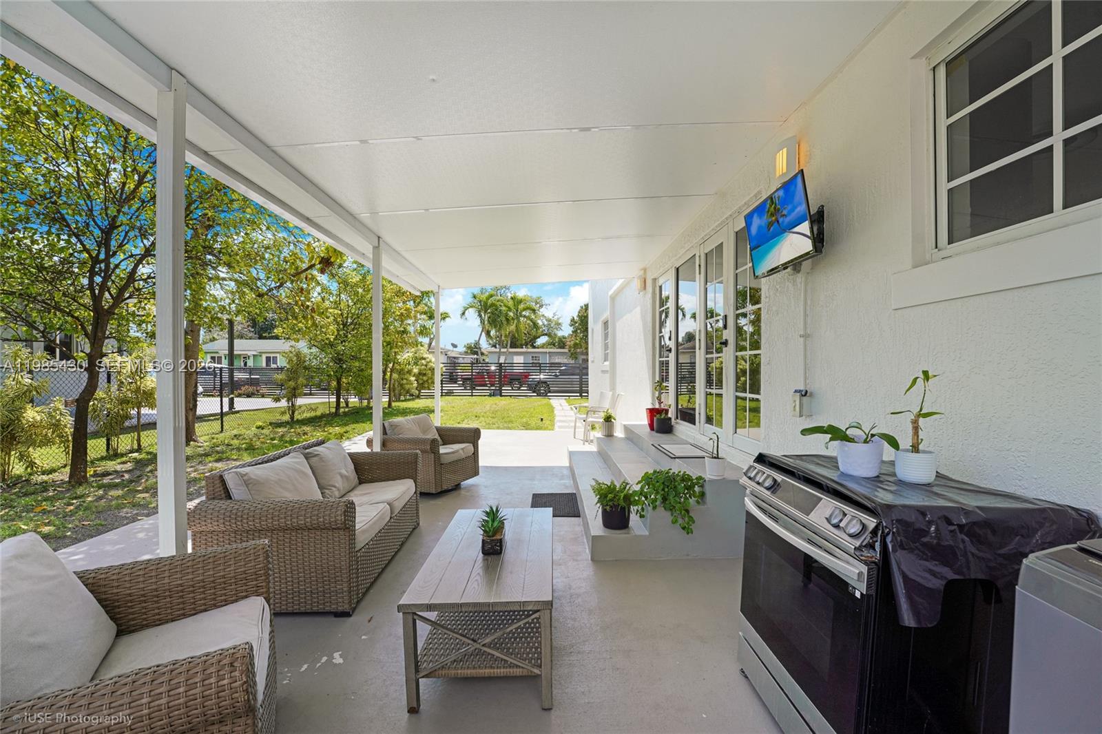 MINONA GARDENS - Residential