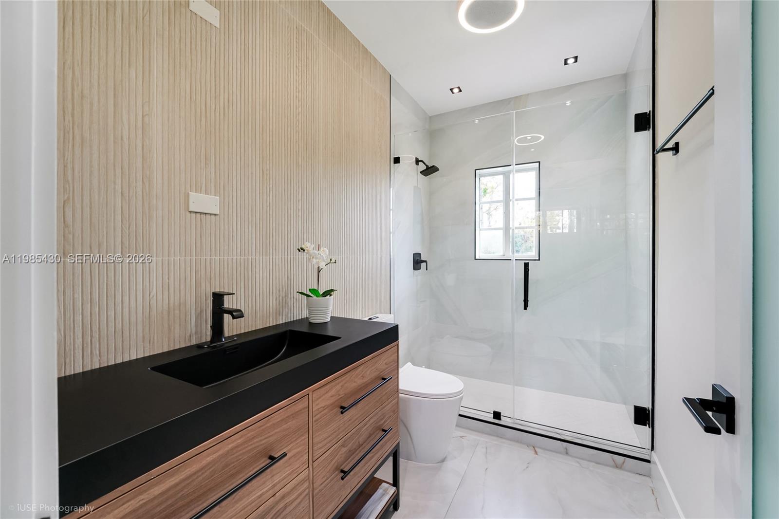 MINONA GARDENS - Residential