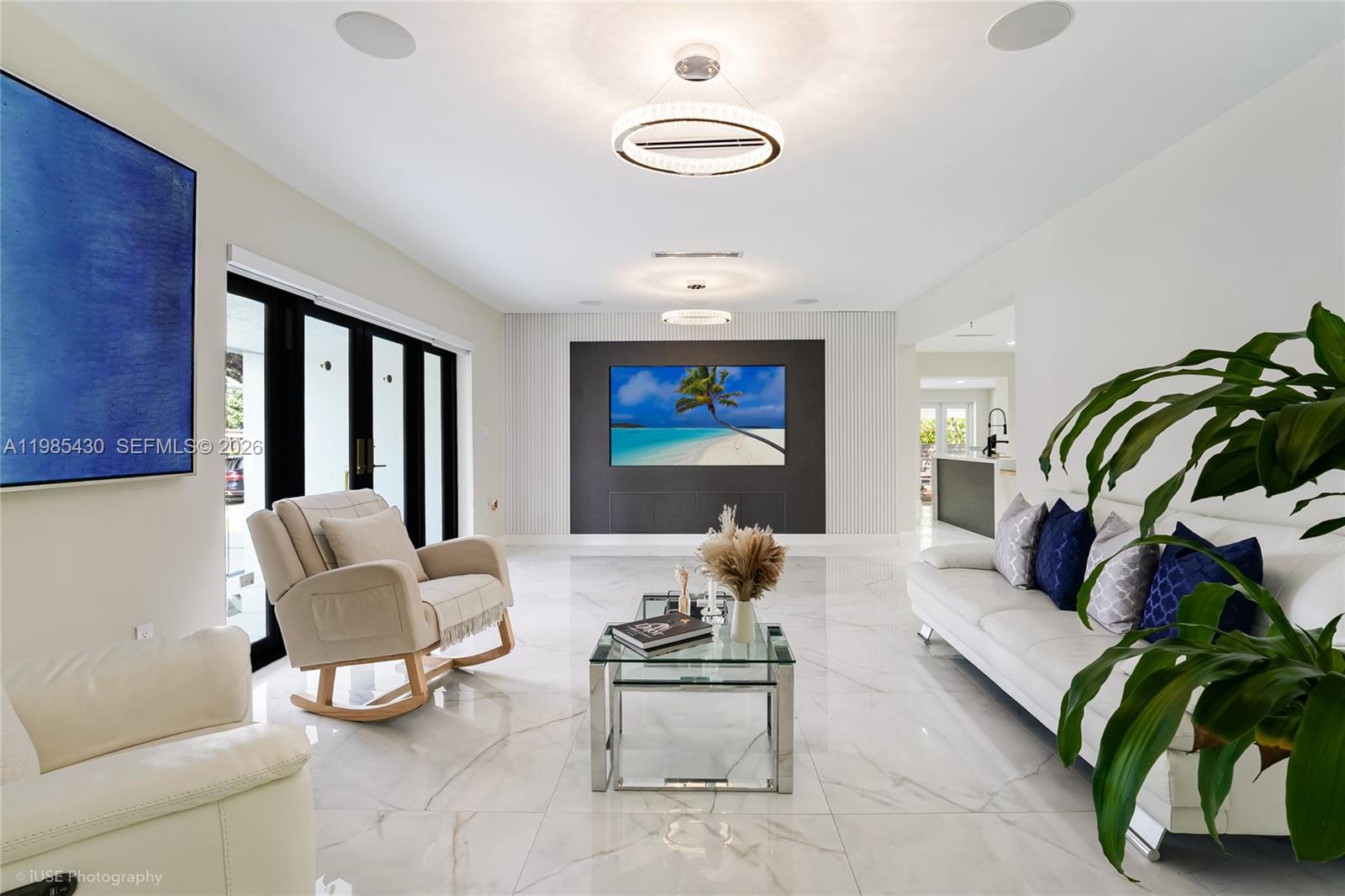 MINONA GARDENS - Residential