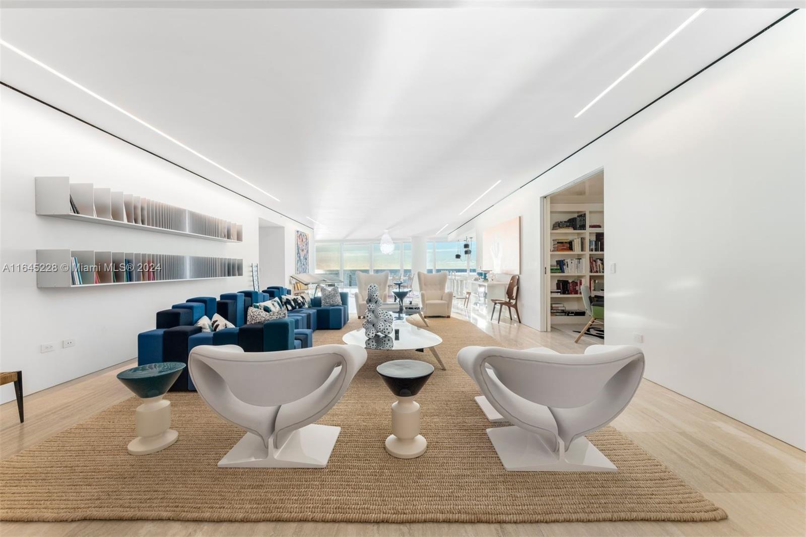 SURF CLUB CONDO - Residential