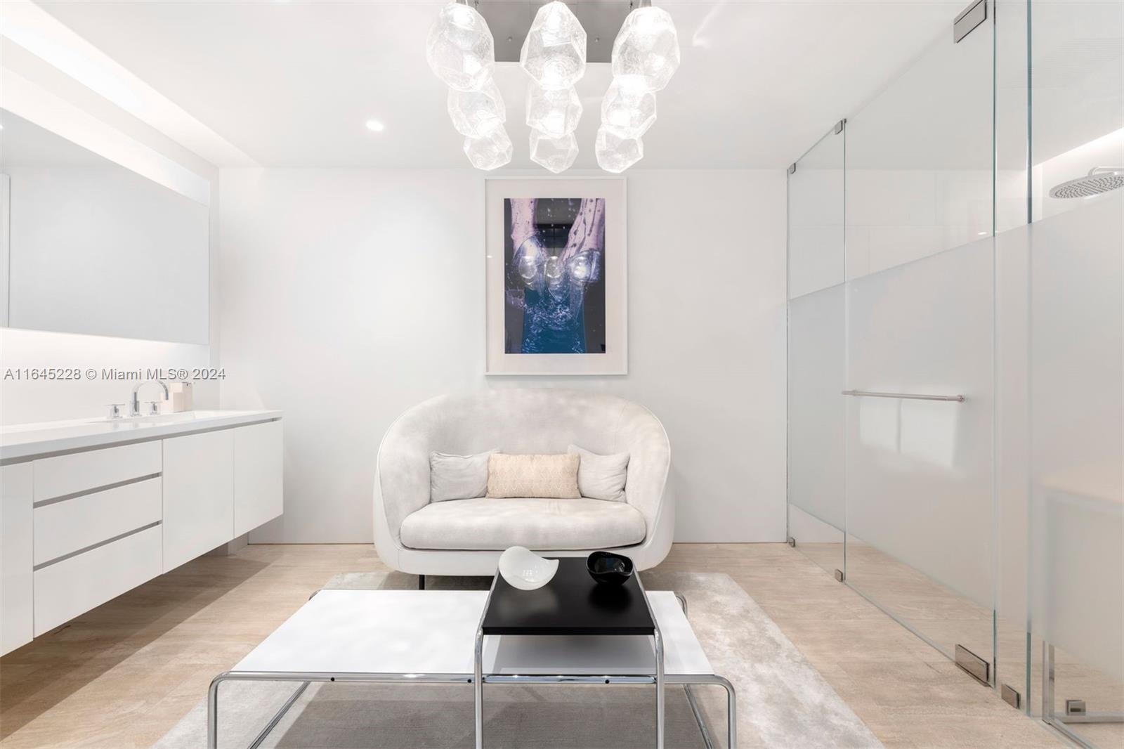SURF CLUB CONDO - Residential