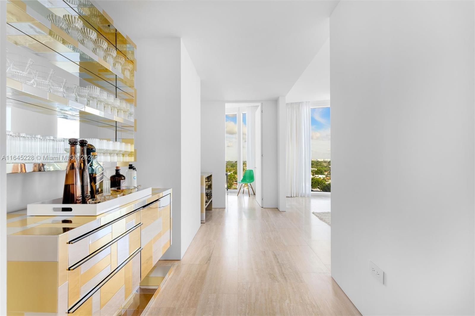 SURF CLUB CONDO - Residential