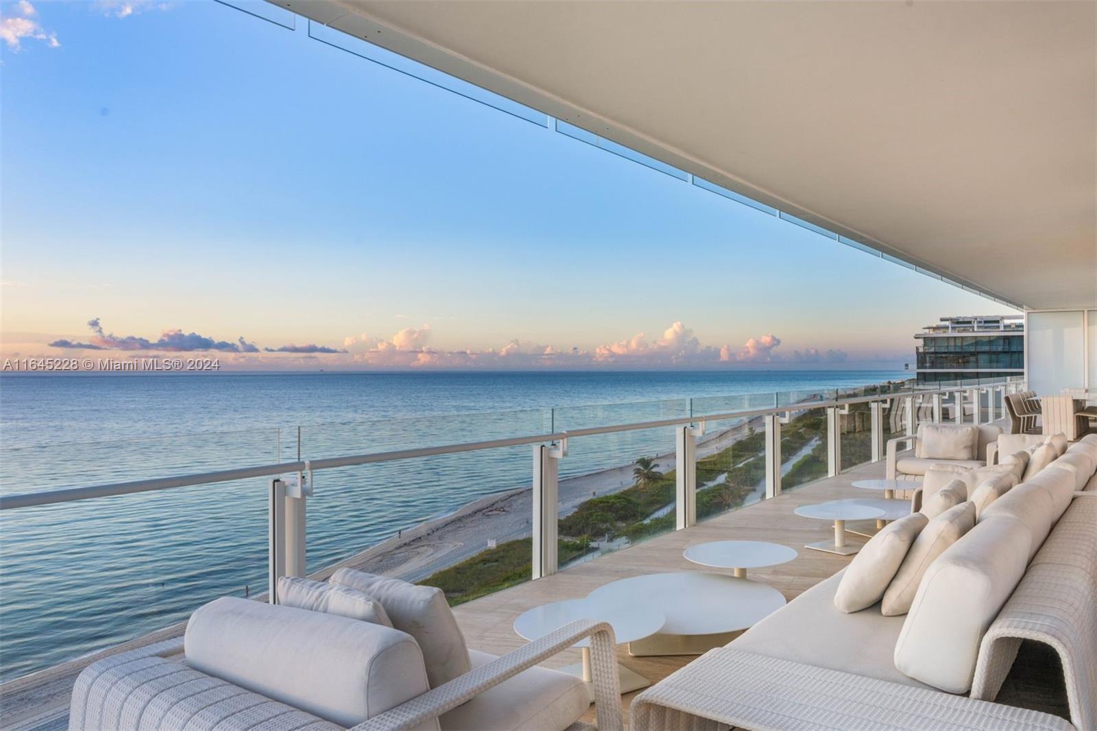 SURF CLUB CONDO - Residential