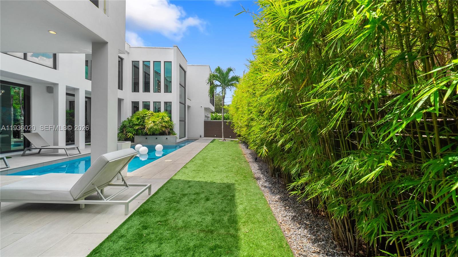 MIDDLE RIVER PARK - Residential