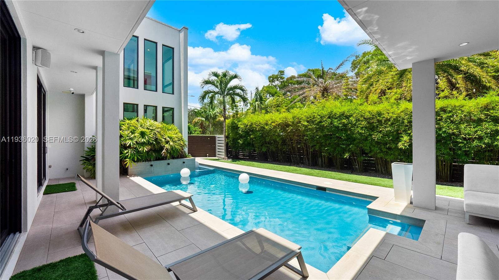 MIDDLE RIVER PARK - Residential