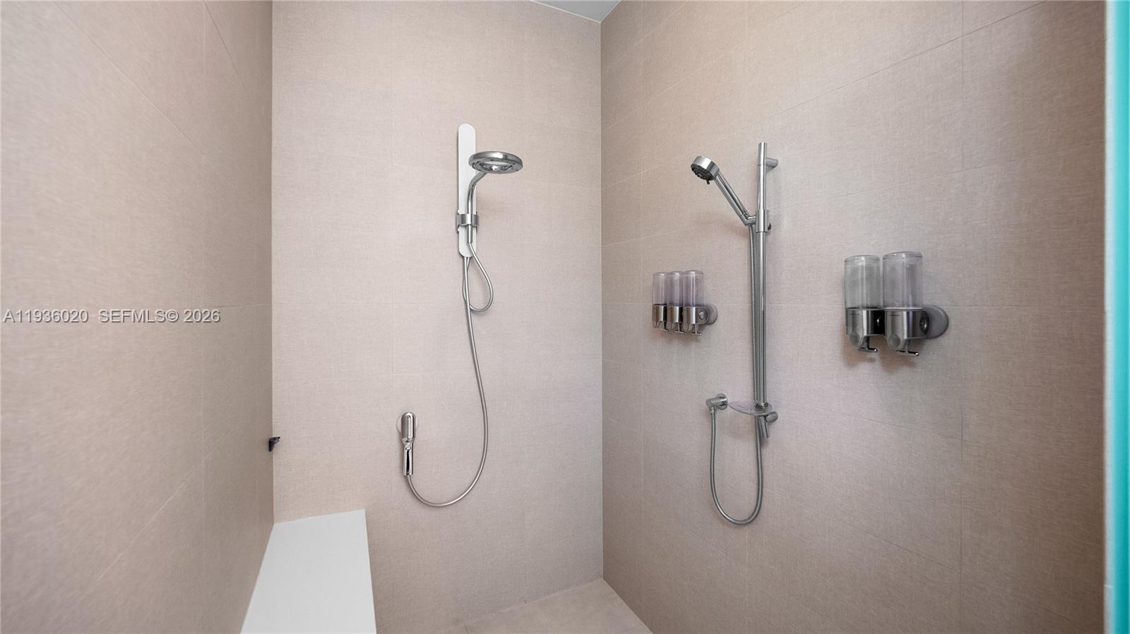 MIDDLE RIVER PARK - Residential