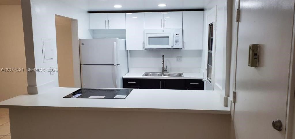 12590 NE 16th Ave 206, North Miami FL 33161