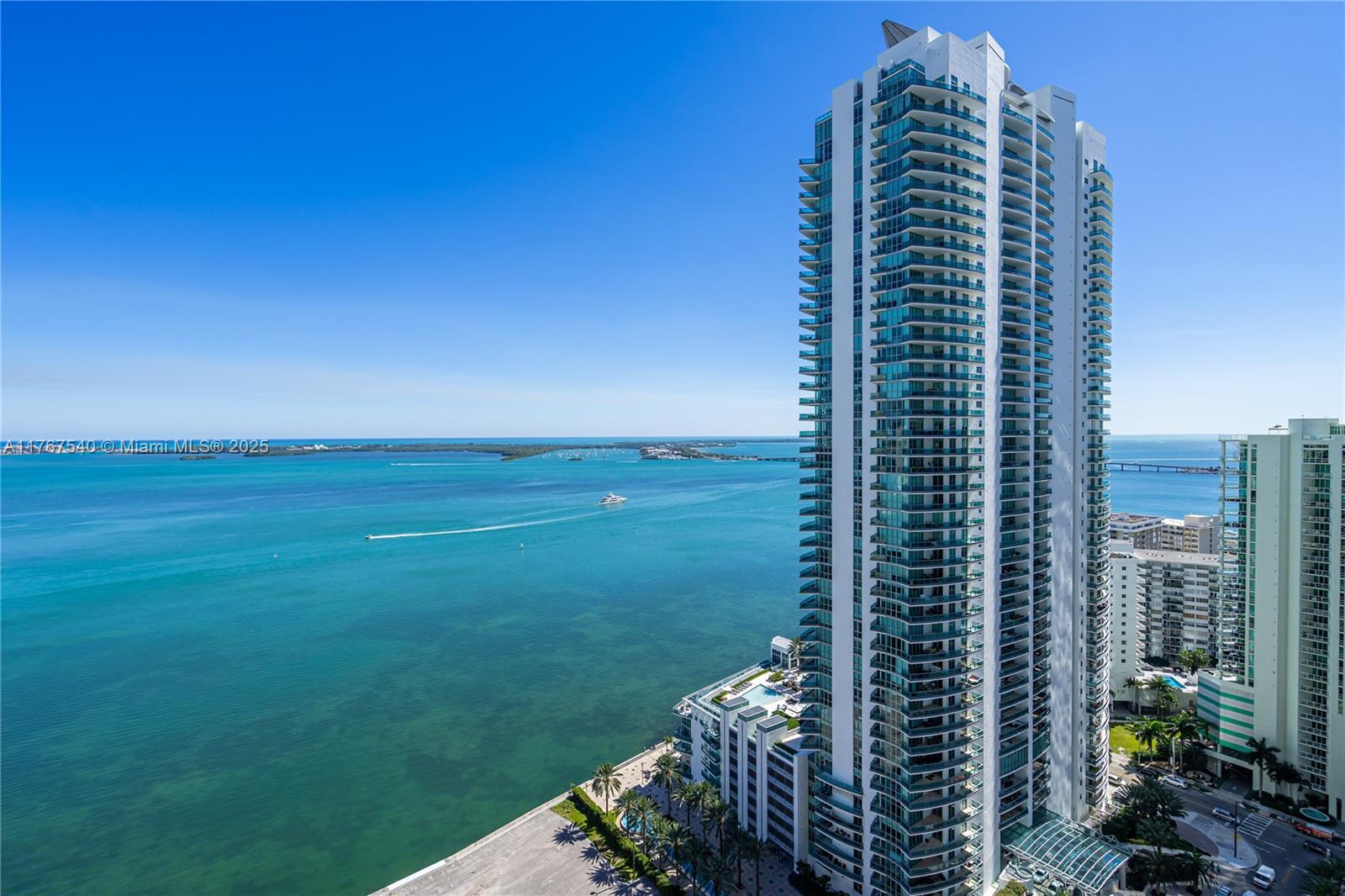1200 Brickell Bay Dr 3201