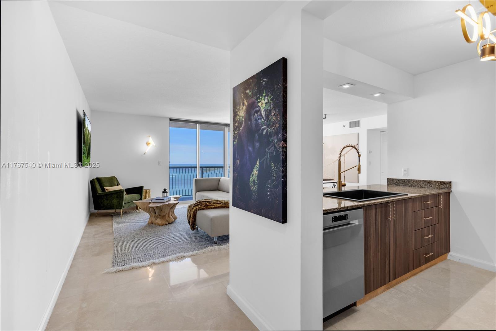 1200 Brickell Bay Dr 3201