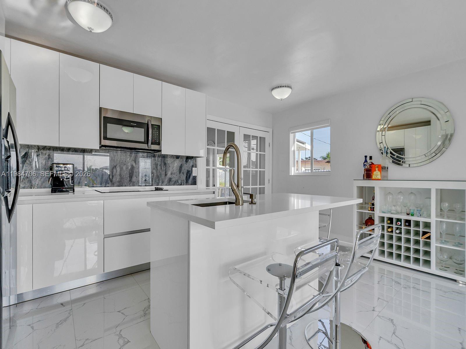 WESTWOOD LAKE 3RD ADDN - Residential