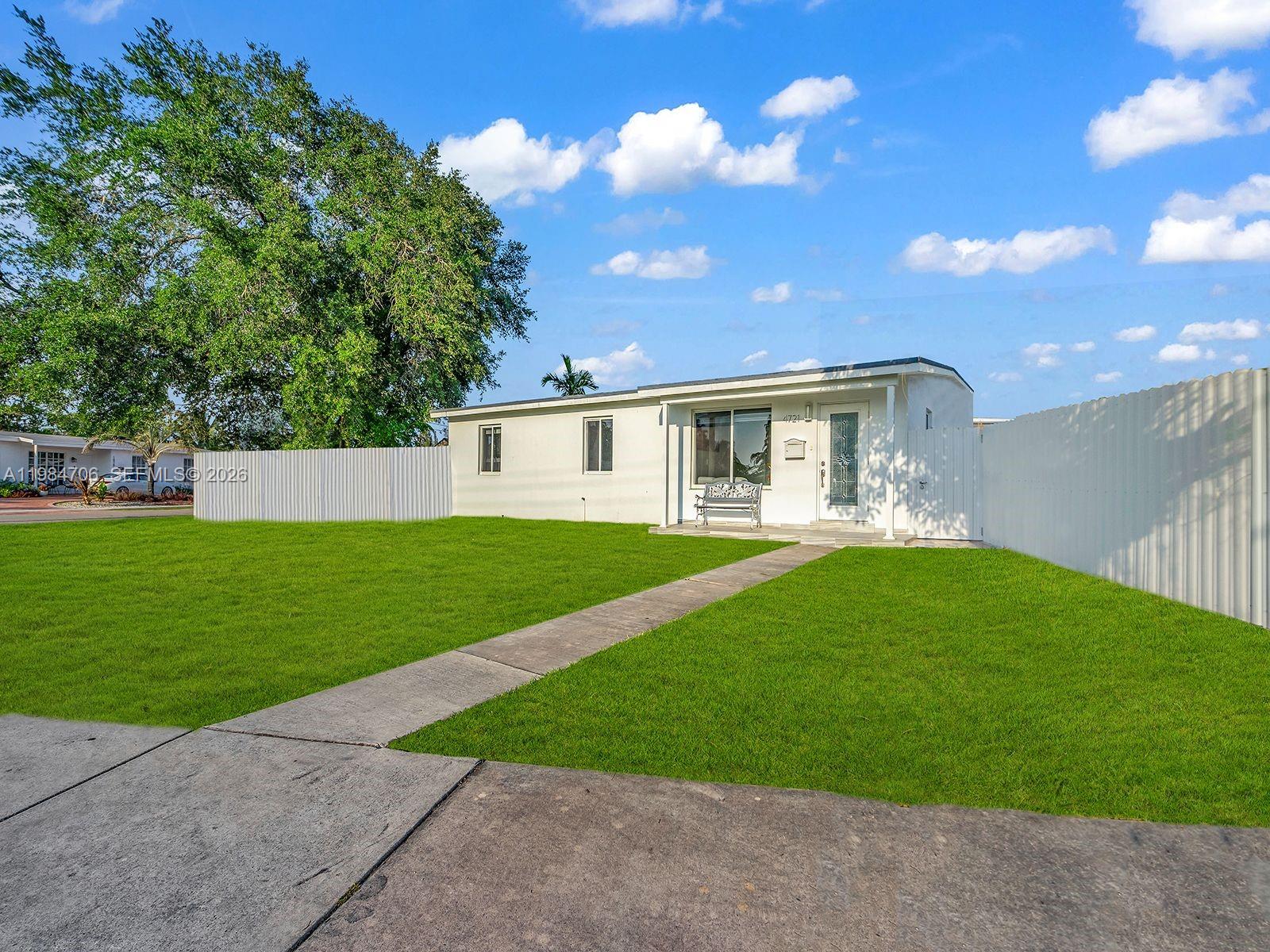 WESTWOOD LAKE 3RD ADDN - Residential