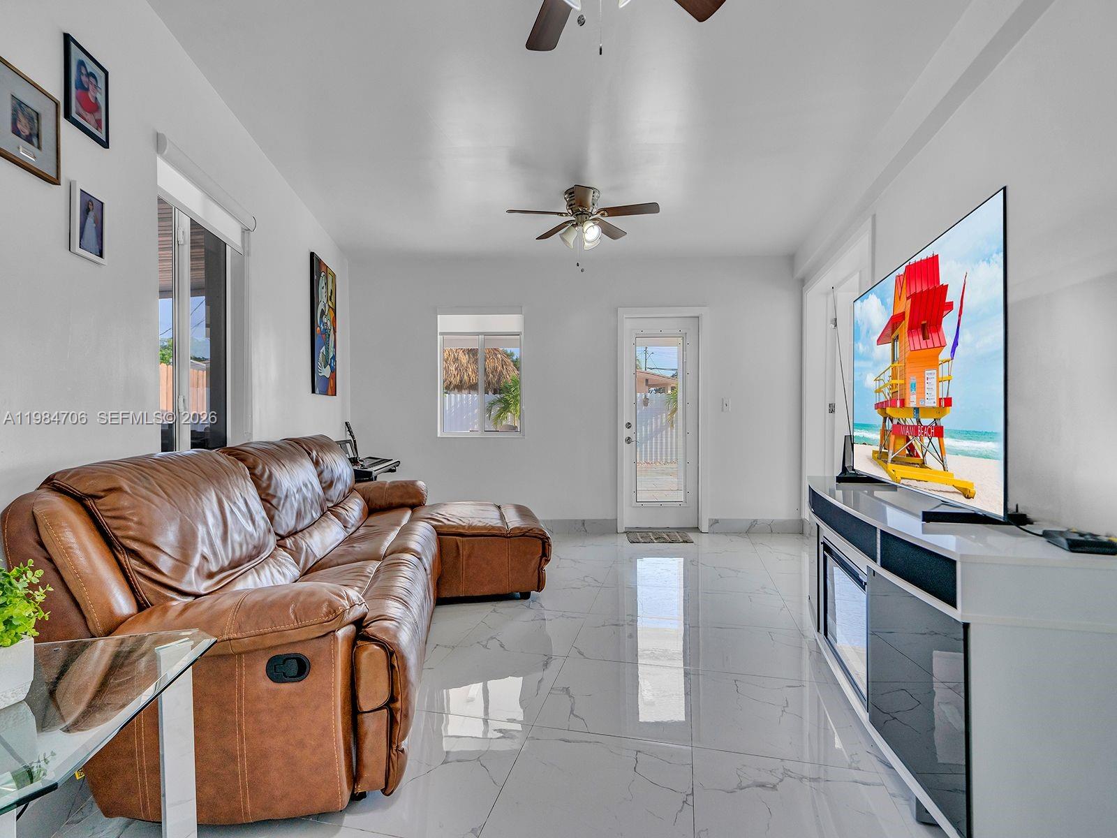 WESTWOOD LAKE 3RD ADDN - Residential