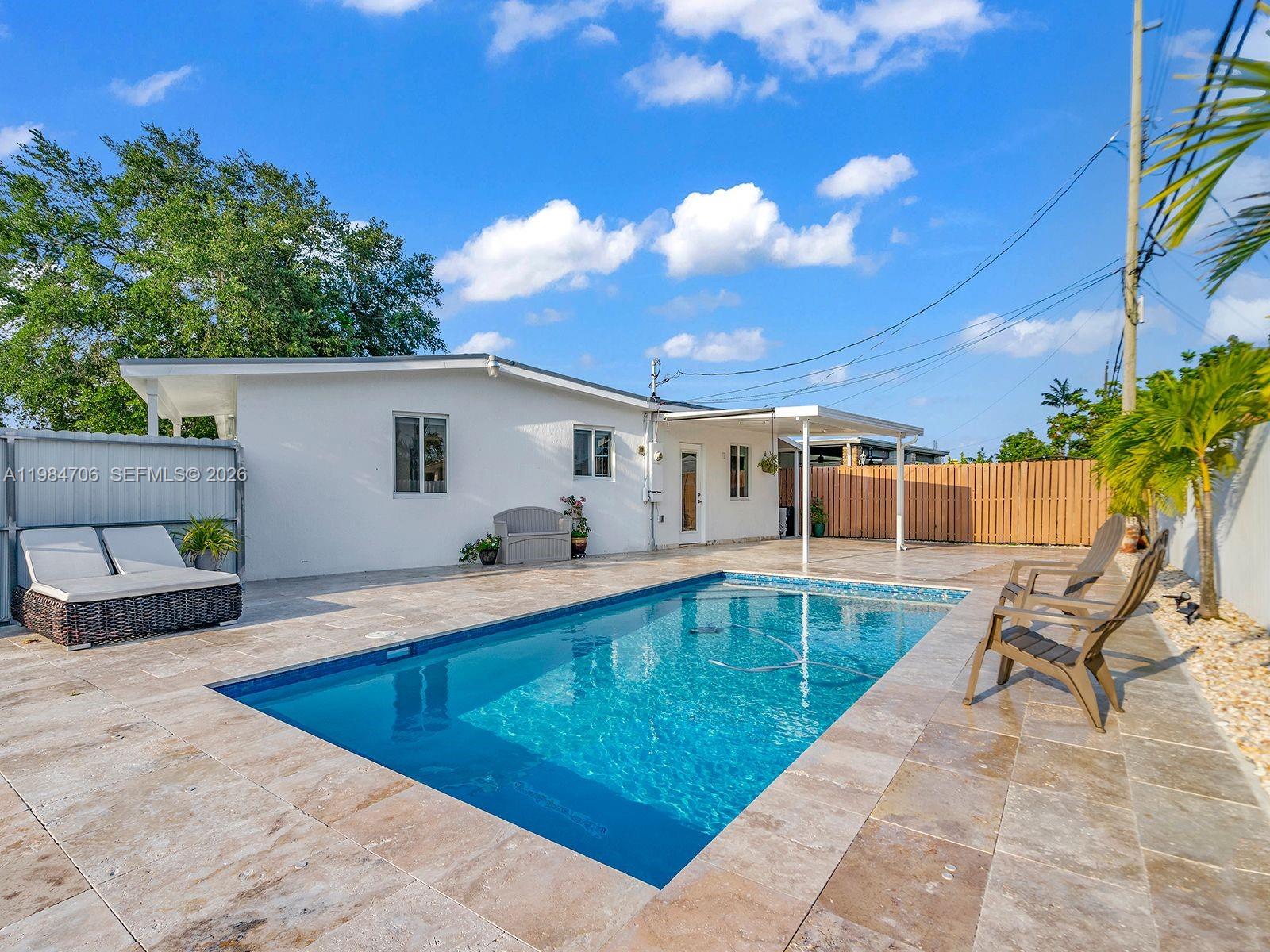 WESTWOOD LAKE 3RD ADDN - Residential