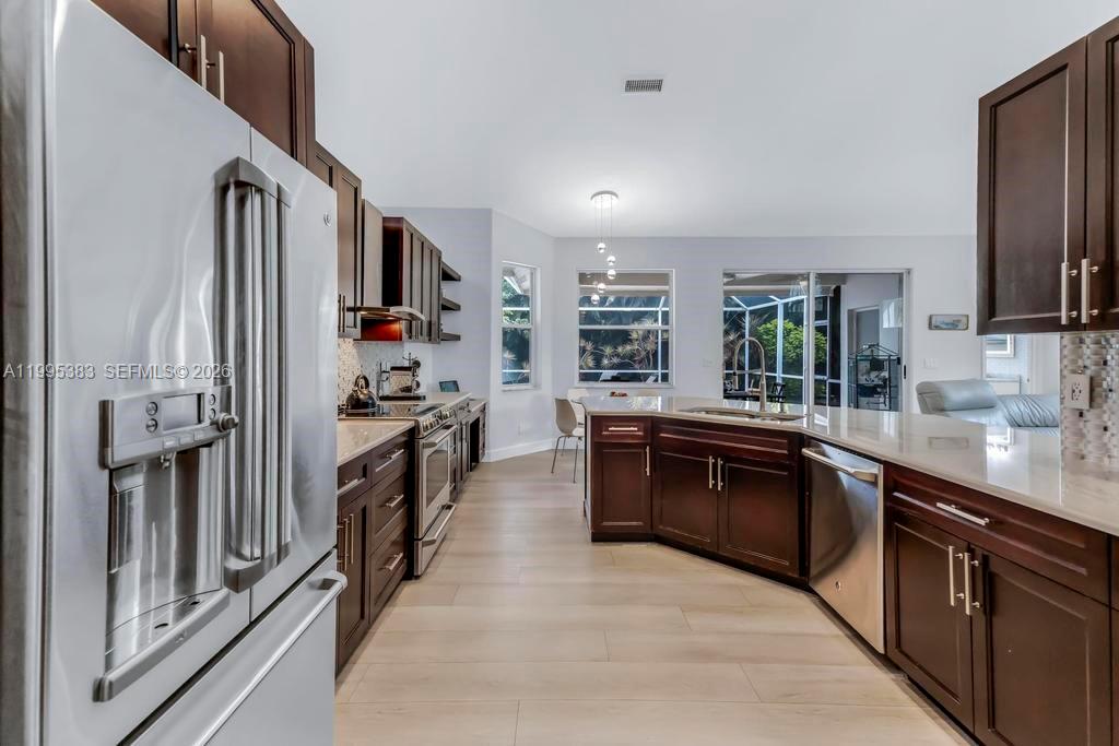 SILVER LAKES AT PEMBROKE - Residential