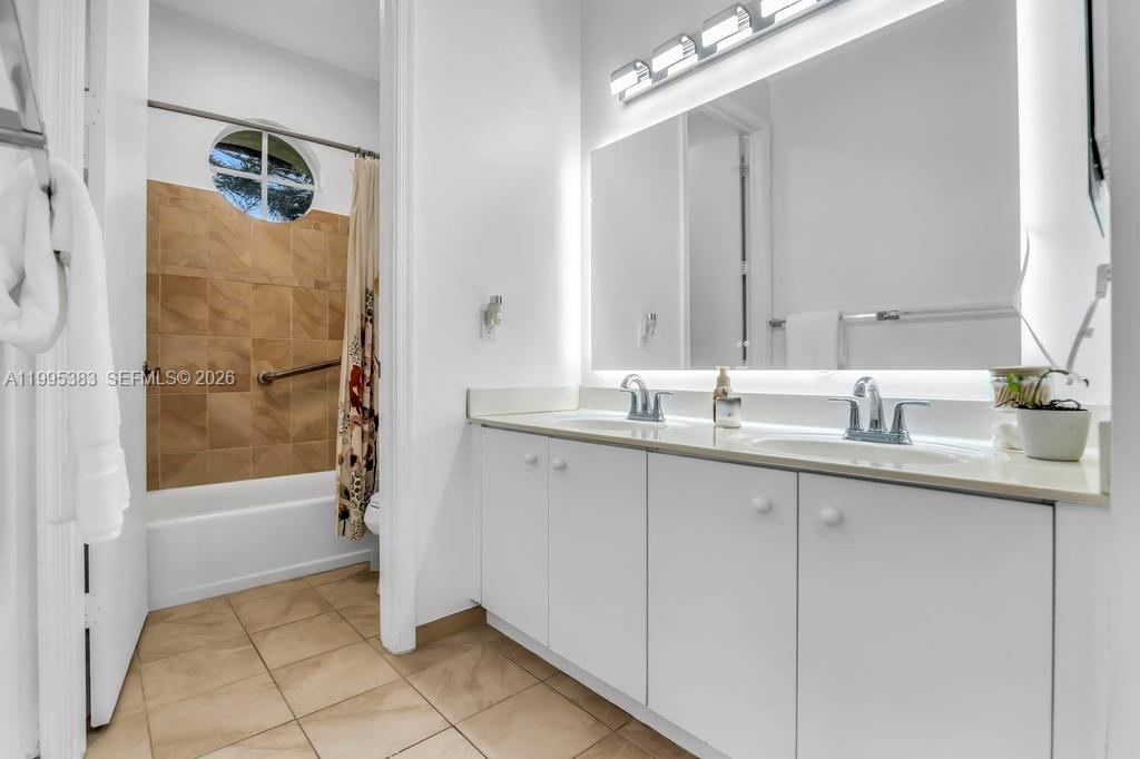 SILVER LAKES AT PEMBROKE - Residential