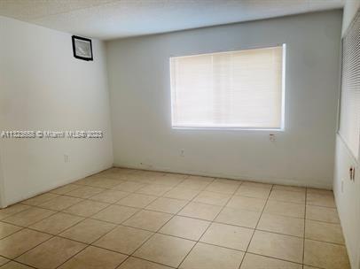 BOULEVARD GARDENS - Residential Lease