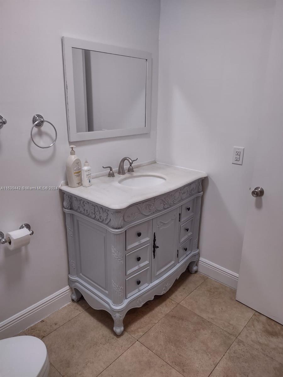 CENTRAL MIAMI PT 1 - Residential Lease