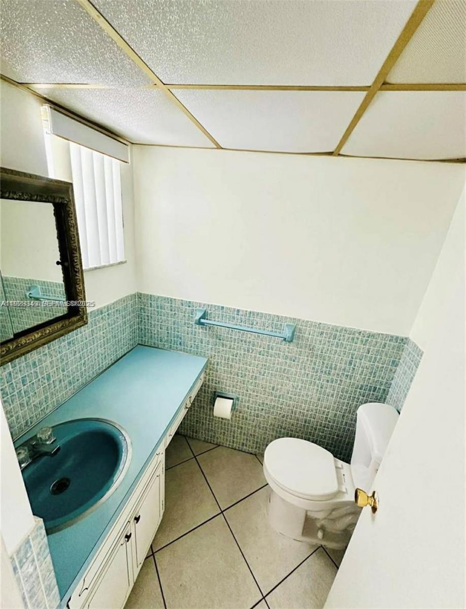 THIRD GULFSTREAM GARDEN - Residential Lease