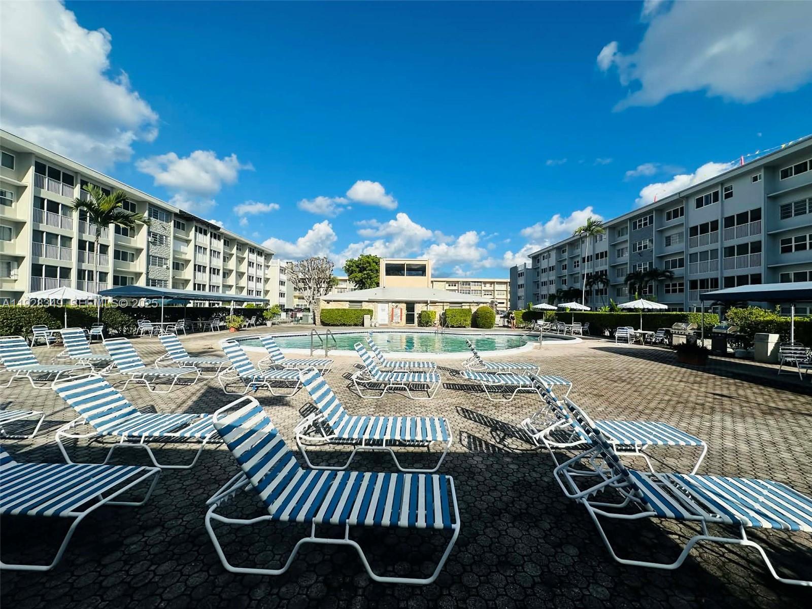 THIRD GULFSTREAM GARDEN - Residential Lease