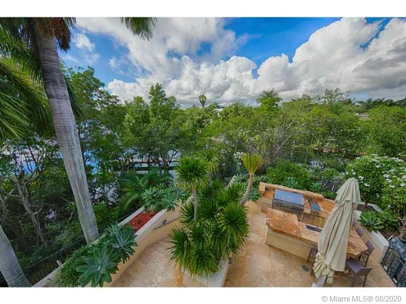 COCOPLUM SEC 2 - Residential