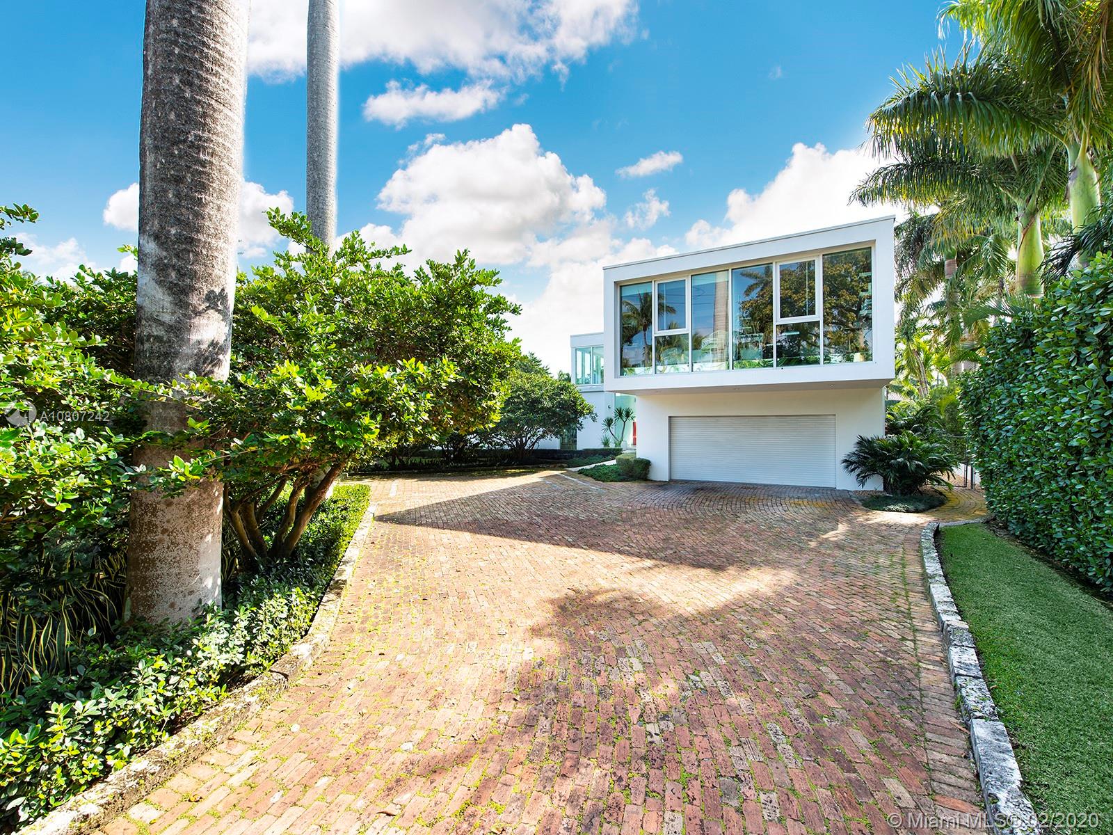 SUNSET ISLANDS-ISLAND NO - Residential