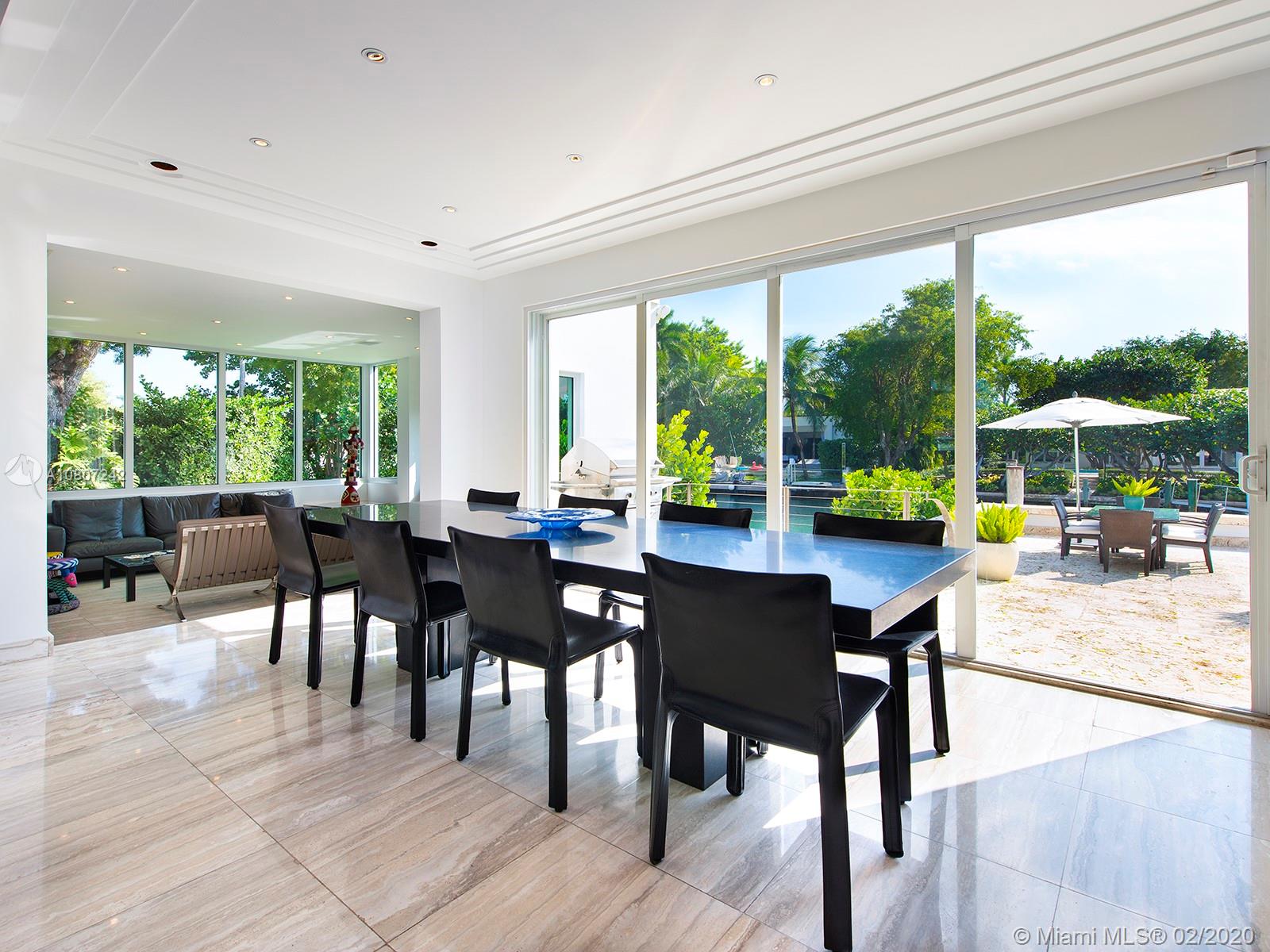 SUNSET ISLANDS-ISLAND NO - Residential