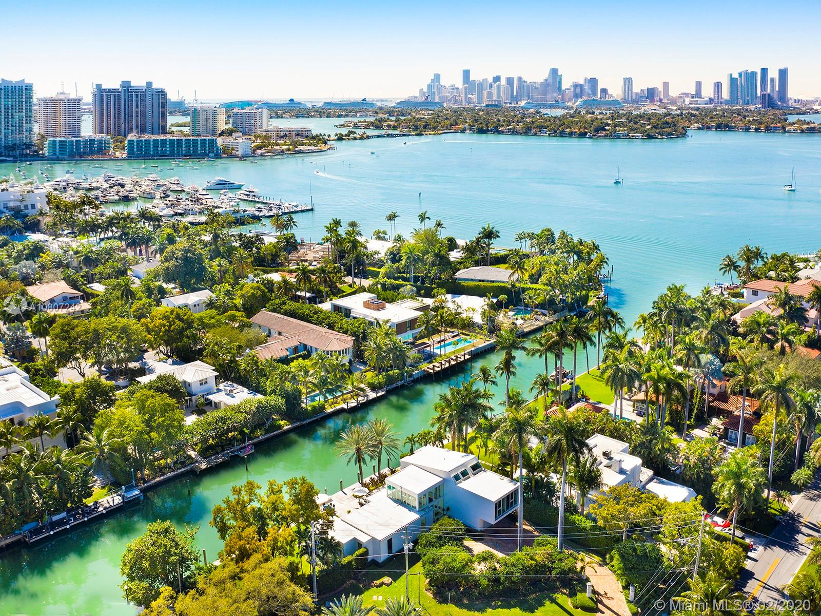 SUNSET ISLANDS-ISLAND NO - Residential