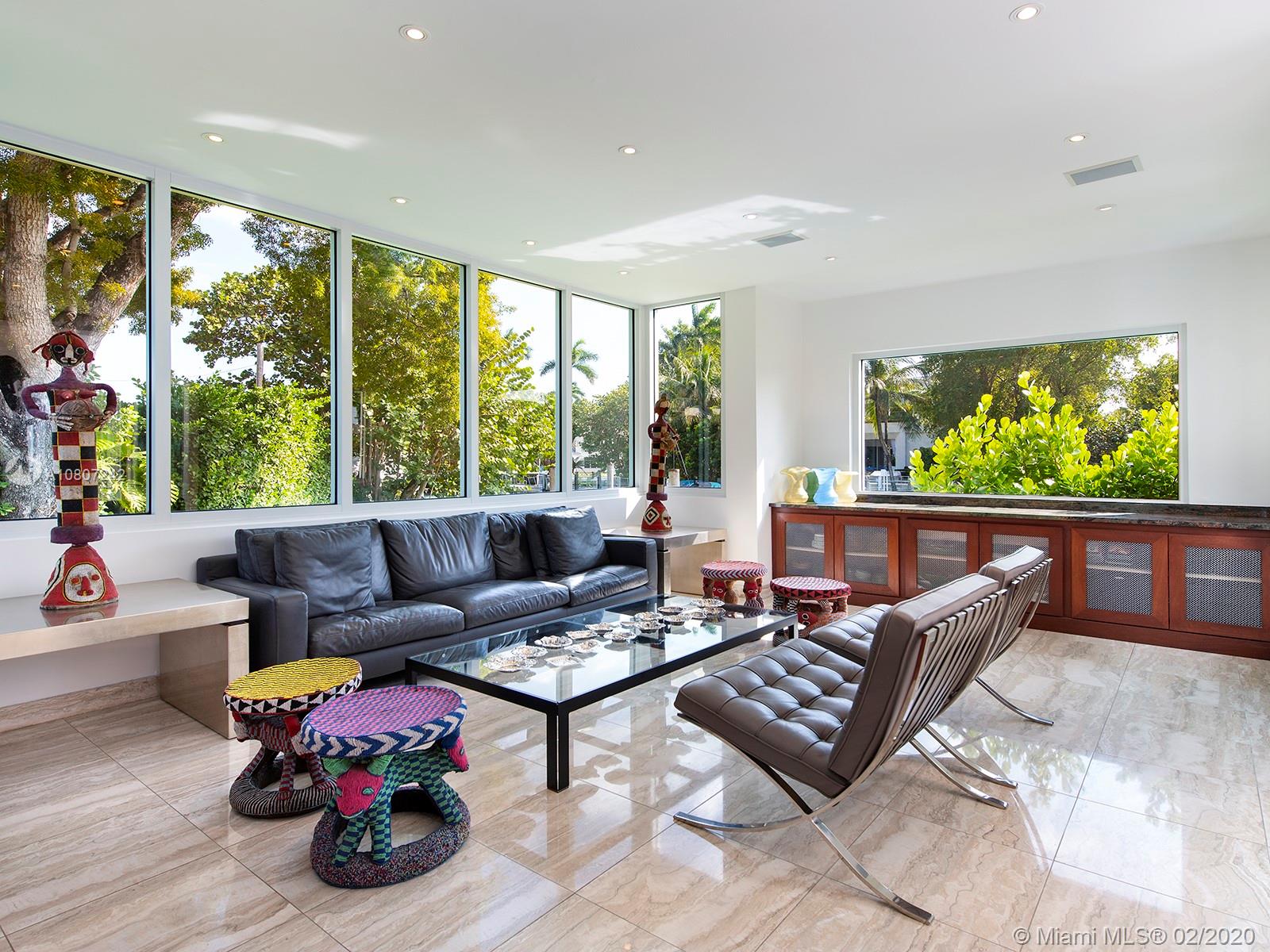 SUNSET ISLANDS-ISLAND NO - Residential