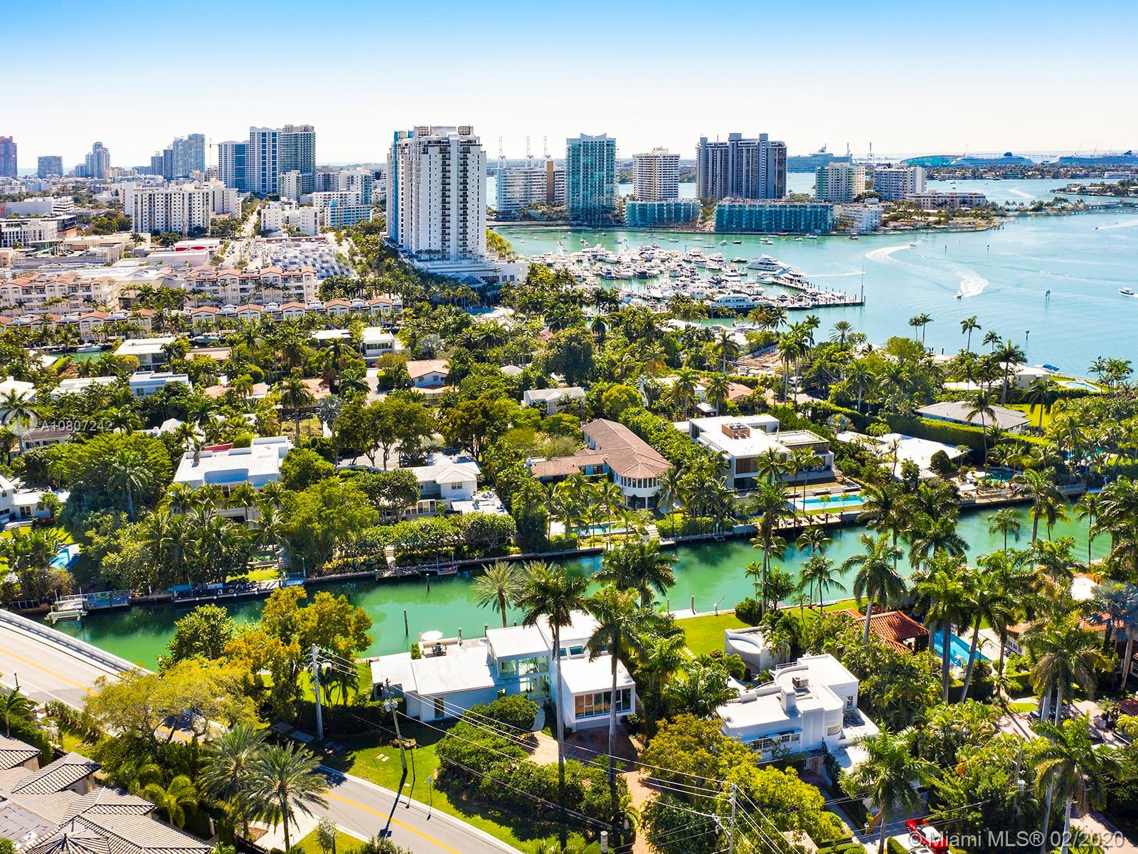 SUNSET ISLANDS-ISLAND NO - Residential