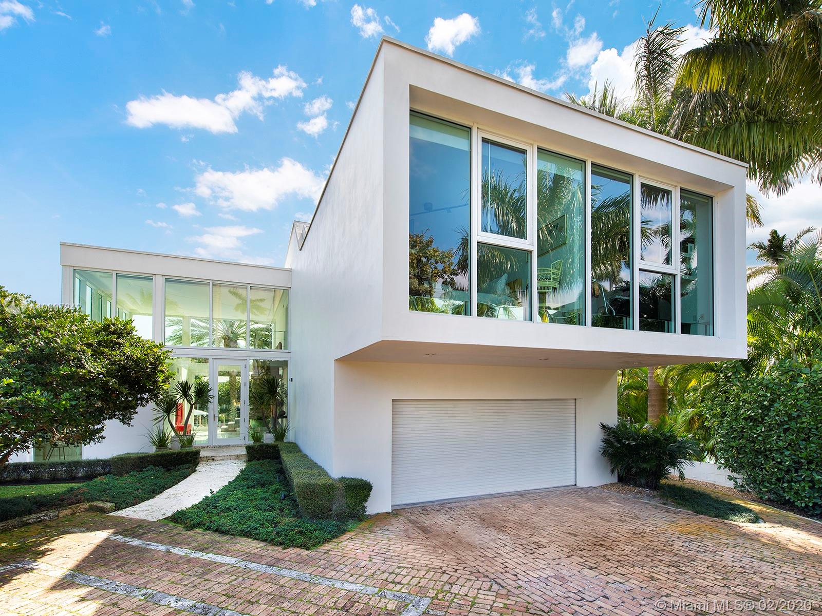 SUNSET ISLANDS-ISLAND NO - Residential